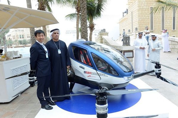 У Дубаї з'явиться повітряне таксі з функцією автопілота. Пробна експлуатація такого таксі поступово почнеться в четвертому кварталі 2017 року.