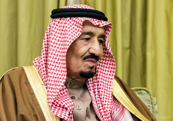 Саудівський король  Салман оголосив ім'я нового спадкоємця. Попередній кронпринц був позбавлений титулу і звільнений з поста міністра внутрішніх справ.