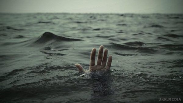 В цьому році в Україні потонули понад 300 осіб. З початку року в Україні на річках і водоймах потонули 322 особи, з яких 31 – дитина.