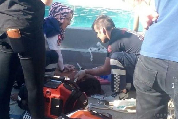 У Туреччині п'ять людей вбило струмом в аквапарку. Причини події поки залишаються невідомими.