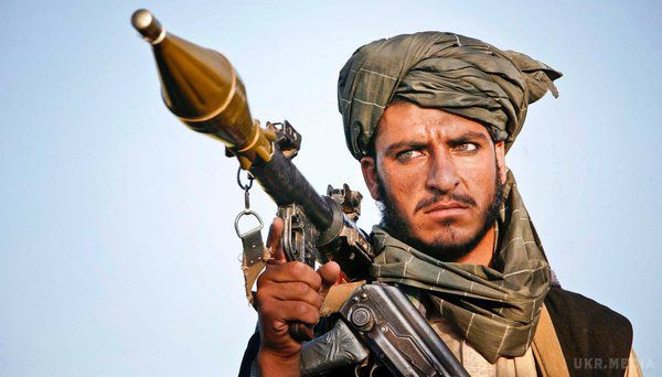 Атака "Талібану" на афганську поліцію забрала не менше десяти життів. Влада Афганістану заявила про загибель поліцейських через напад ісламістів .Президент Ашраф Гані закликав повернутися до мирних переговорів.