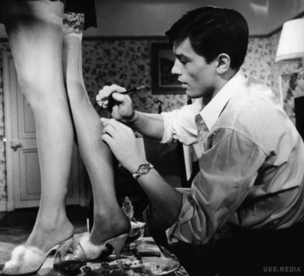 Чому жінки стали голити ніжки... гігієна тут ні при чому!. Сьогодні ніхто не дозволить собі вийти на вулицю з неголеними ногами, але так було не завжди...