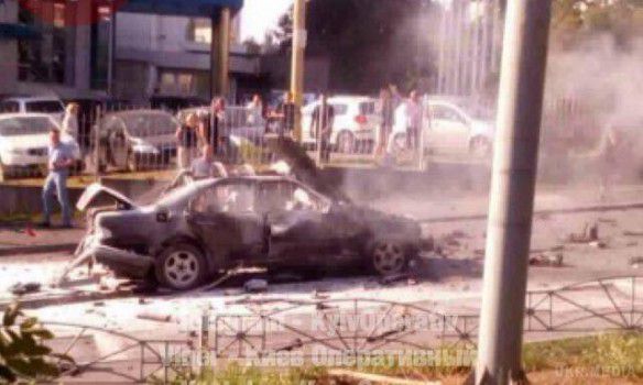 У Києві вибухнув автомобіль, є постраждалі. У Солом'янському районі Києва стався вибух автомобіля.