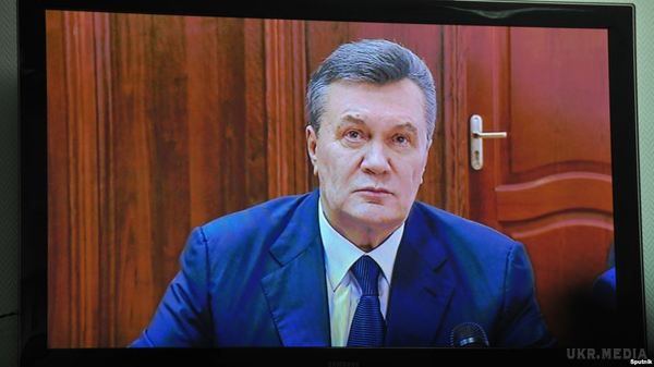 Януковичу зачитали обвинувальний акт у справі про держзраду. Було оголошено обвинувальний акт у відношенні Януковича Віктора Федоровича.
