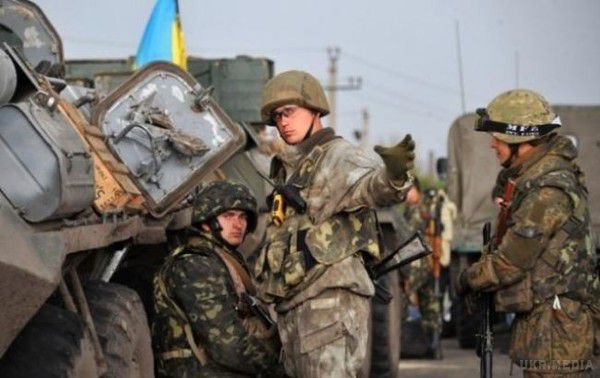 Сили АТО потрапили під ворожий вогонь на приморському напрямку. Озброєння БМП, танки і міномети.