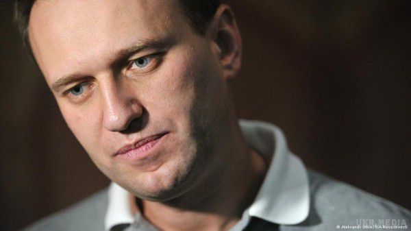 Навальний прийняв запрошення на дебати з Гіркіним. Колишній "міністр оборони ДНР" викликав опозиціонера від імені російських націоналістів.