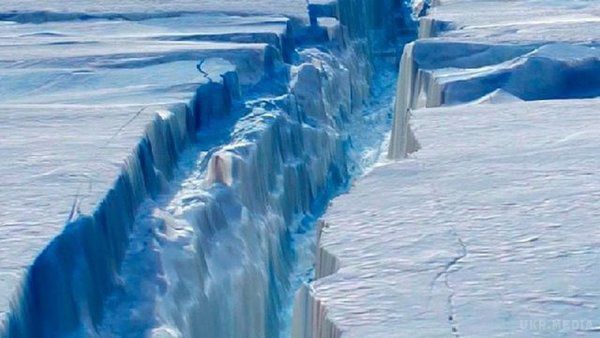 Вчені розповіли про загрози від найбільшого айсберга в світі. Прогнози майбутнього є як оптимістичні, так і песимістичні.