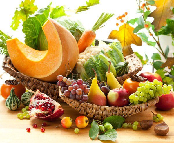  Продукти, які не можна зберігати в холодильнику. Розвантажуючи покупки з супермаркету, ми автоматично ставимо їх у холодильник.