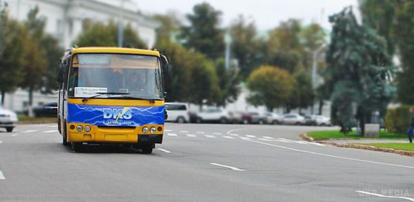 У Полтаві хочуть підвищити ціни на проїзд у тролейбусах та автобусах. На сайті Полтавської міської ради з'явилися проекти рішень про встановлення нових тарифів на перевезення пасажирів громадським транспортом.