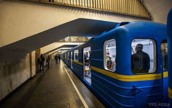 Подорожчання проїзду в Києві: нові тарифи. Від сьогодні, 15 липня, відбудеться підвищення тарифів на проїзд у столичному транспорті.