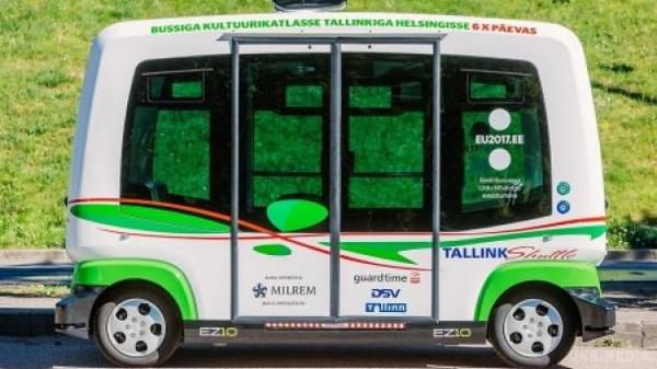 В Естонії з'являться безкоштовні автобуси-безпілотники. В п'ятницю в естонську столицю прибули безпілотні автобуси, які за кілька тижнів виїдуть на маршрут
