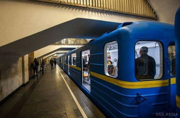 Харків впритул наблизився до будівництва трьох нових станцій метро - ЄБРР затвердив суму кредиту. Кредитний комітет ЄБРР, що засідав в Лондоні, затвердив фінансування будівництва третьої лінії метрополітену в Харкові. На ці потреби передбачено 160 мільйонів євро.