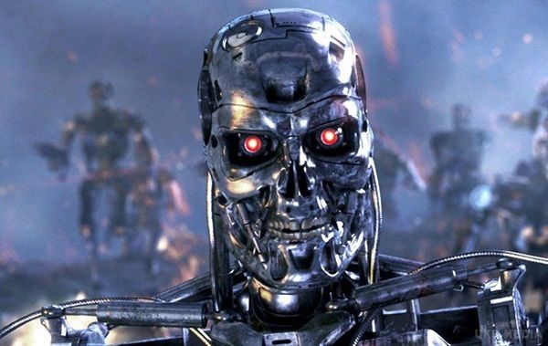 Штучний інтелект. Побоювання Маска і Гокінга. Ще у 2015 році сотні вчених і винахідників, у тому числі Маск, Гокінг і Возняк, закликали відмовитися від ідеї зброї зі ШІ.