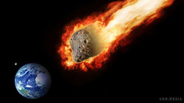  До Землі летить «мати Тунгуського метеорита».  Так називають комету Енке, чий осколок в 1908 році розірвався в Сибіру і викликав найсильніші руйнування. 