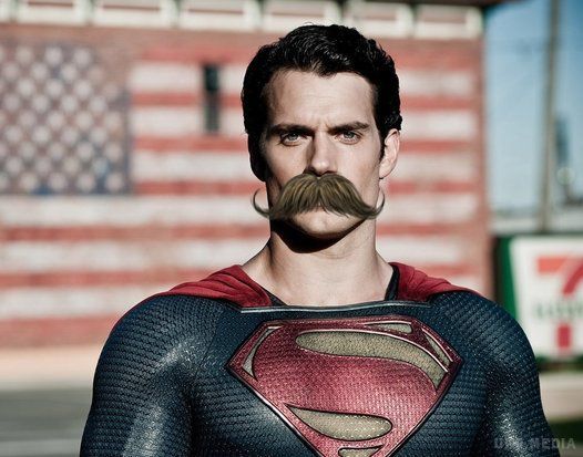 У "Лізі справедливості" знявся вусатий супермен. Мережа вже відреагувала. У новому фільмі "Ліга справедливості" може з'явитися вусатий супермен: актору, який зайнятий у двох фільмах підряд, заборонили збривати вуса .