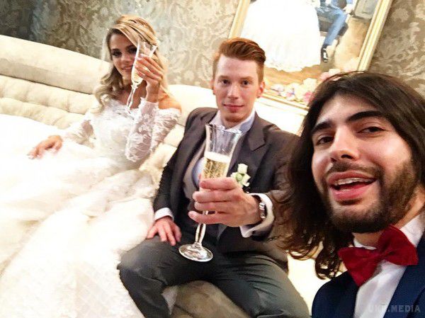 Онук Алли Пугачової Микита Пресняков одружився. Фото з весілля.