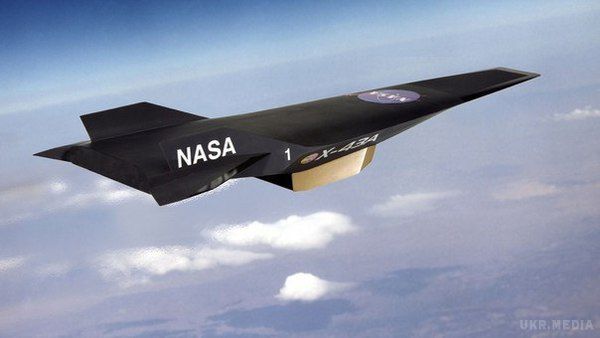 NASA розробляє унікальний тихий надзвуковий літак. Конструкція видаватиме шум не більше 65 дБ.