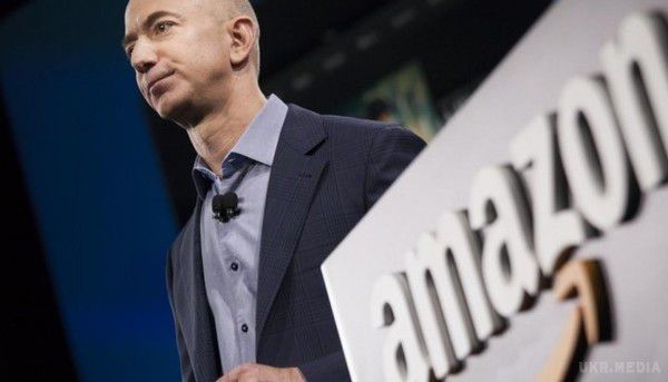 Засновник компанії Amazon став найбагатшою людиною світу, обійшовши Біла Гейтса. Засновник компанії Amazon Джефф Безос став найбагатшою людиною планети, обійшовши засновника Microsoft Біла Гейтса.