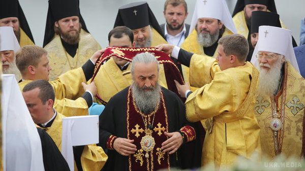 Які великі події чекають православних українців в 2018 році. У наступному році виповнюється 30 років з того дня, як в Києво-Печерську лавру повернулися перші монахи.