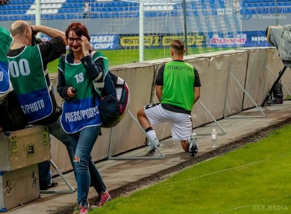Гравець грецького клубу позначив територію стадіону київського «Динамо». Дімітріс Пелкас не зміг втриматися і справив нужду прямо на рекламні щити.