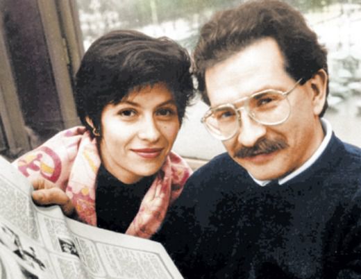 Стало відомо, як живе вдова Влада Лістьєва 53-річна Альбіна Назимова. Батько передач «Час пік», «Погляд» помер 22 роки тому в під'їзді власного будинку. 