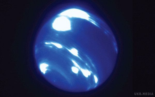 Прибульці випробують ядерну зброю на поверхні Нептуна - уфологи. Виявити яскраве світіння Мольтеру вдалося завдяки гавайської обсерваторії Мауна-Кеа.