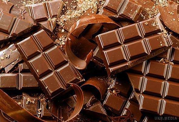 Цей всіма улюблений десерт вбереже від інсульту. Дослідники з США розповіли, що любителі шоколаду та виробів з нього менш схильні до ризику інсульту.