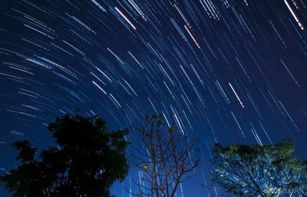 В ніч на 13 серпня українці зможуть спостерігати яскравий зорепад. В годину на Землю буде падати приблизно 50 метеорів Персеїди.