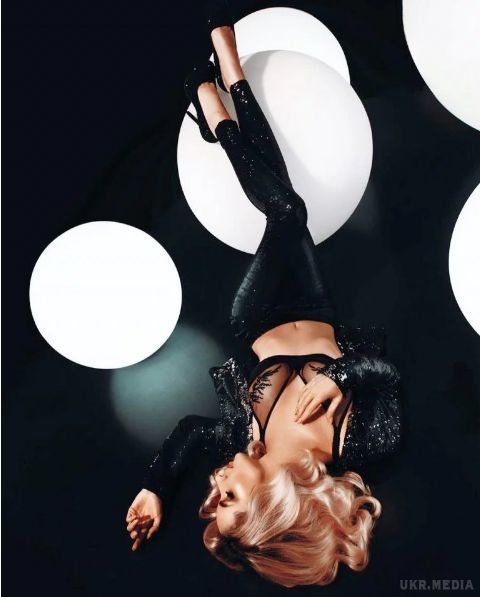 Сексуальні Instagram-образи співачки Світлани Лободи. Красиві та сексуальні образи популярної український співачки Світлани Лободи.