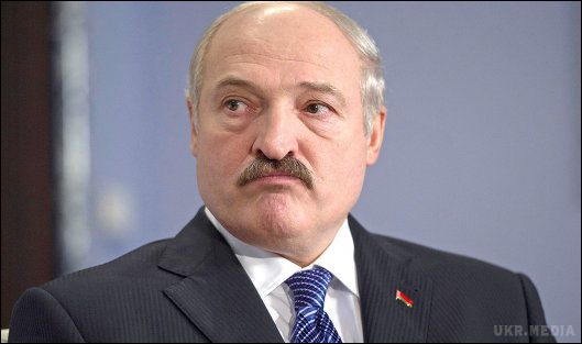 Лукашенко поділився своєю тривогою щодо Росії. Президент Білорусі Олександр Лукашенко заявив про негативну динаміку розвитку відносин його країни з Росією в межах Союзної держави, а також висловив стурбованість щодо цього.