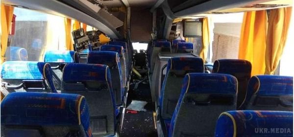 У Римі автобус в'їхав у міст, 18 постраждалих. Серед постраждалих - дитина.