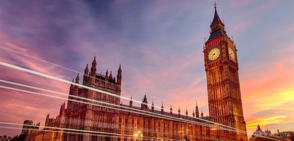 Лондон: Біг-Бен замовкне до 2021 року. Знаменитий лондонський годинник Біг-Бен наступного тижня замовкне через ремонт на чотири роки - до 2021 року.