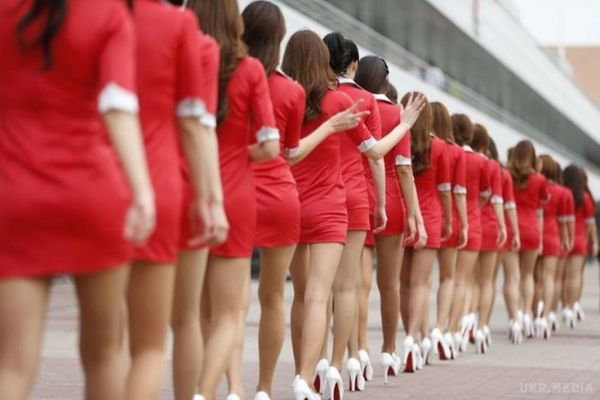 Як виглядають дівчата Північної Кореї (Фото). Красу не можна поневолити - найкрасивіші дівчата КНДР,
