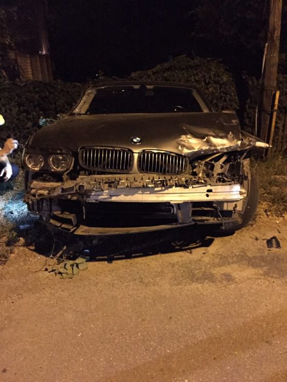 Одеса: BMW збив дівчину мотоциклістку – водій втік з місця пригоди. ДТП сталася вчора, 16 серпня, близько 23:00 на перетині Фонтанської дороги з вулицею Каманіна.