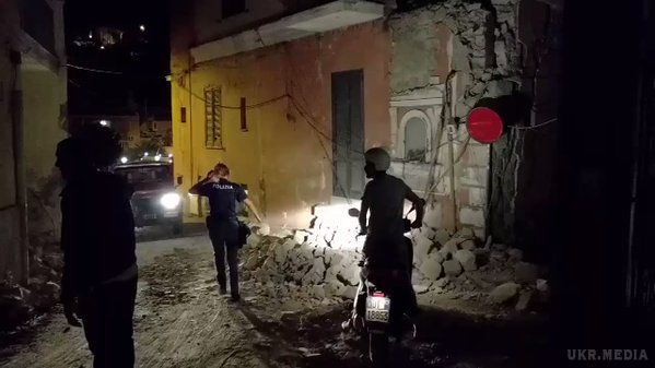 На Італію обрушився новий землетрус: є жертви. Щонайменше двоє людей загинули і 26 госпіталізовані після землетрусу на італійському острові Іскья.