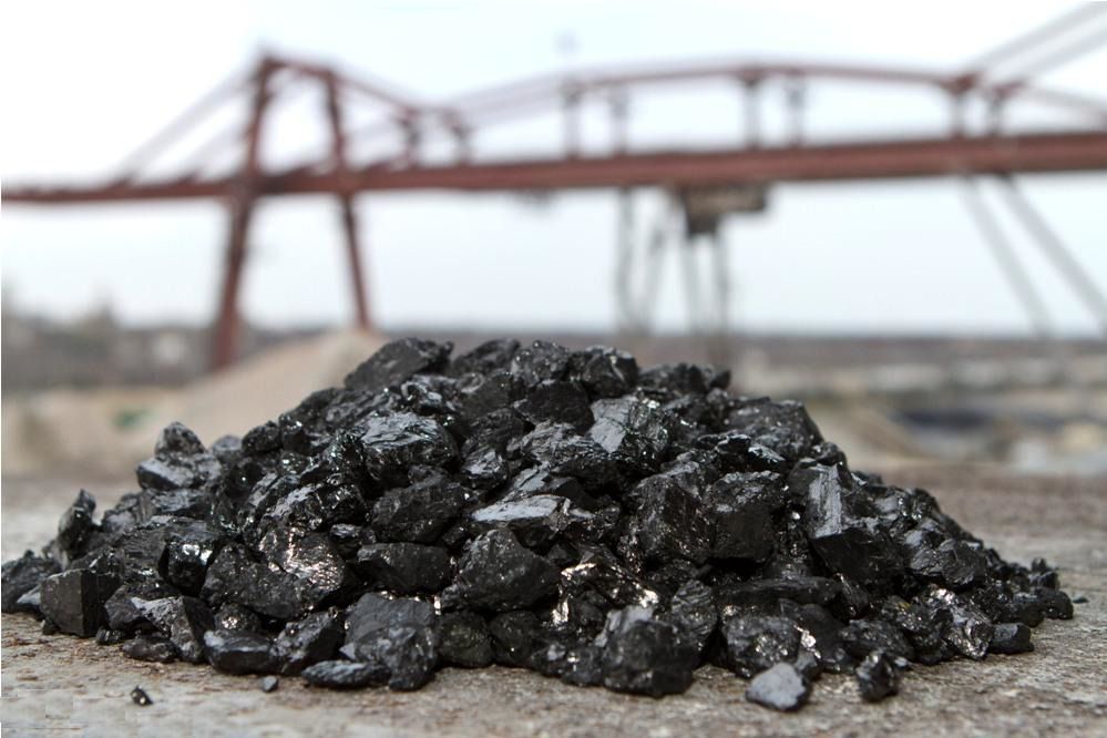 До України відправили першу партію американського вугілля. У понеділок 21 серпня відправили першу партію американського вугілля для України з порту Балтимор у штаті Меріленд до порту в Одесі.