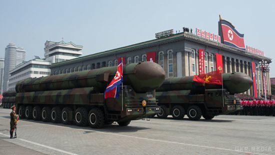 У КНДР показали, як буде виглядати ракетний удар по США. Північна Корея змоделювала атаку на американський остров Гуам.