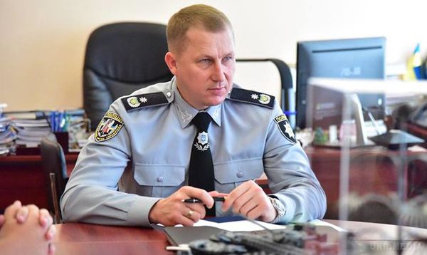 Аброськін отримав від Порошенка чергове звання. В'ячеславу Аброськину присвоєно чергове звання — генерал поліції другого рангу.