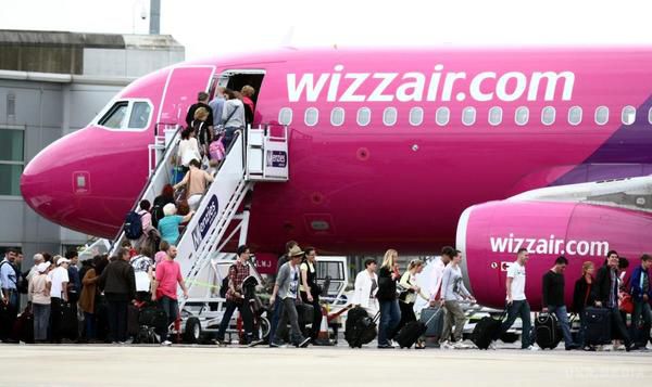 Лоукостер Wizz Air запускає з Києва нові рейси до Польщі, Данії та Німеччини. Запуск рейсів за новими напрямками стане можливим завдяки прибуттю другого літака Wizz Air, який базуватиметься в Україні.
