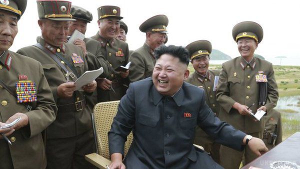 У США повідомили, які ракети запустила Північна Корея. Дві ракети КНДР прийшли в непридатність, пролетівши невелику відстань, а третя, схоже, одразу вибухнула.
