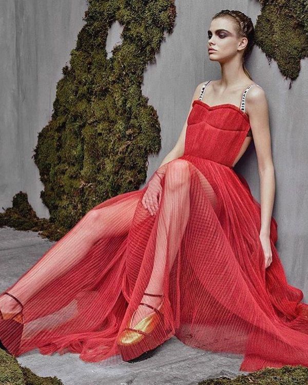 Українська модель Дарина Хлистун  вперше візьме участь у показі Victoria's Secret. Дарина  брала участь у показах таких відомих брендів як Valentino, Givenchy і Sonia Rykiel.