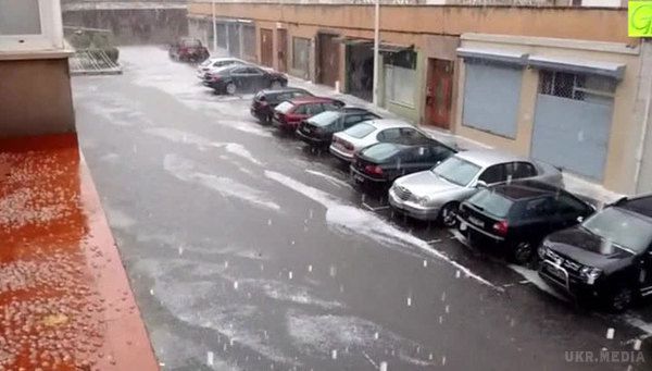 На Іспанію несподівано обрушився сніговий шторм (відео). У чотирьох провінціях країни у зв'язку з погодними аномаліями діє помаранчевий рівень небезпеки.
