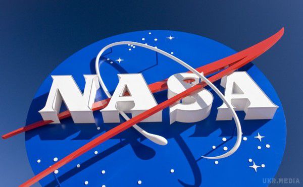 NASA показало фото з зображенням снігових дюн Марса. NASA показало фото сухого льоду на Марсі