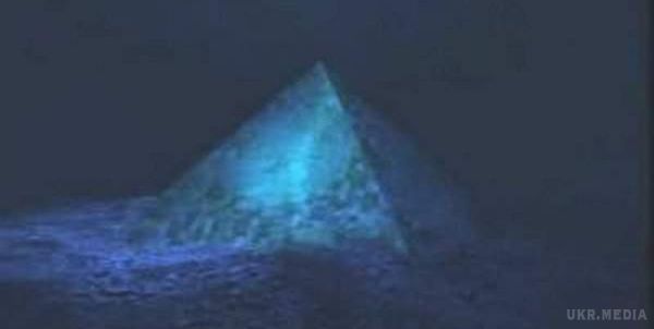 На дні Бермудського трикутника знайдена піраміда з кришталю. Дане відкриття може стати справжньою сенсацією, адже подібне трапляється вкрай рідко.
