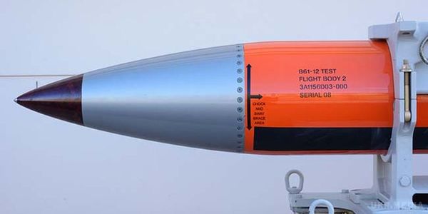 США двічі випробували ядерну бомбу B61-12. Управління ядерної безпеки (NNSA) міністерства енергетики США та американські ВПС провели два випробування бомби B61-12.