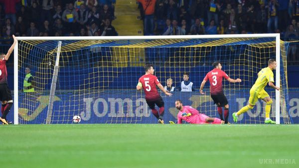 Україна - Туреччина 2-0: відео голів та огляд матчу. Після цієї перемоги "синьо-жовті" вийшли на перше місце в групі.