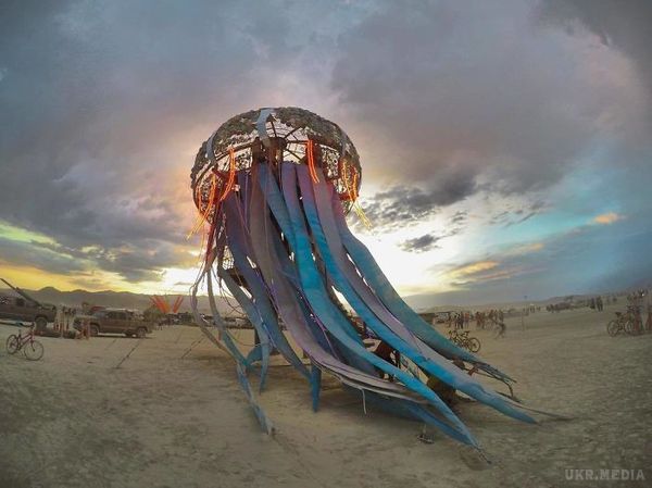 Божевільний фестиваль "Burning Man". Вражаючі фото. Так треба ще вміти відриватись!