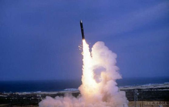 Південна Корея провела навчання з балістичними ракетами.  Південна Корея провели навчання з балістичними ракетами у відповідь на ядерне випробування КНДР