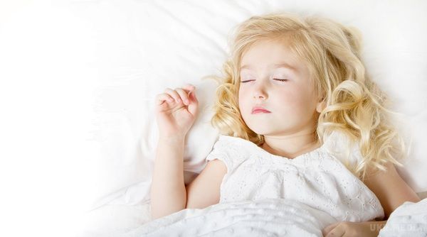 Розбудити дитину можна без сліз і істерик! 10 лайфхаков від знаних батьків. Розбудити дитину вранці без криків і істерик — задачка не з легких.