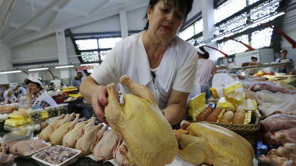 АМКУ перевіряє зростання цін на курятину. Результати проміжного дослідження показали зв'язок ринку курячого м'яса з ринком свинини.
